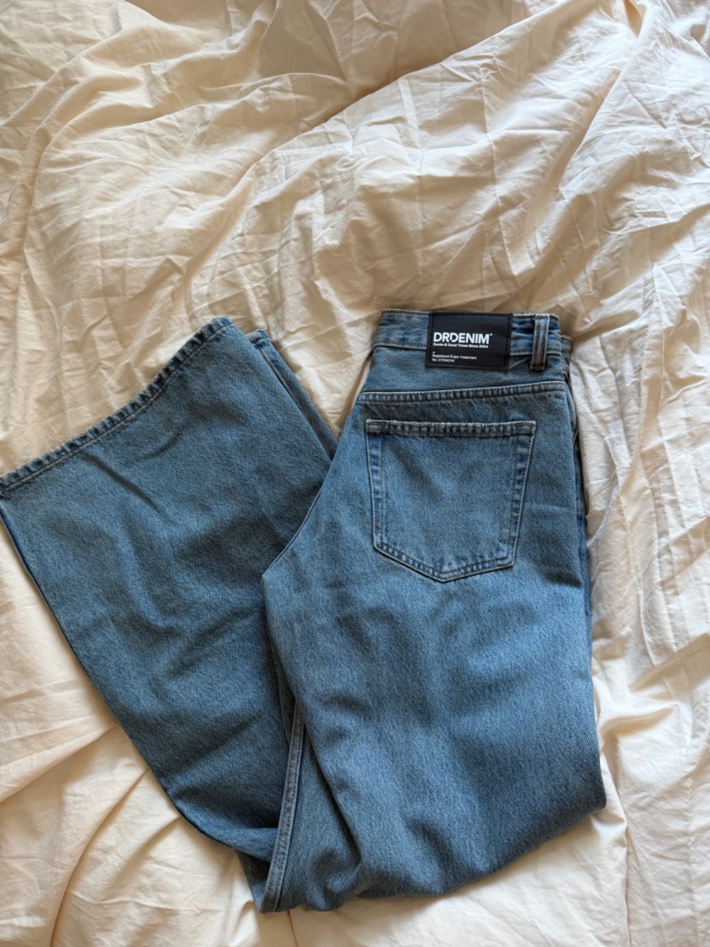 Women's Blue Wide Leg Jeans - Flare Fit
